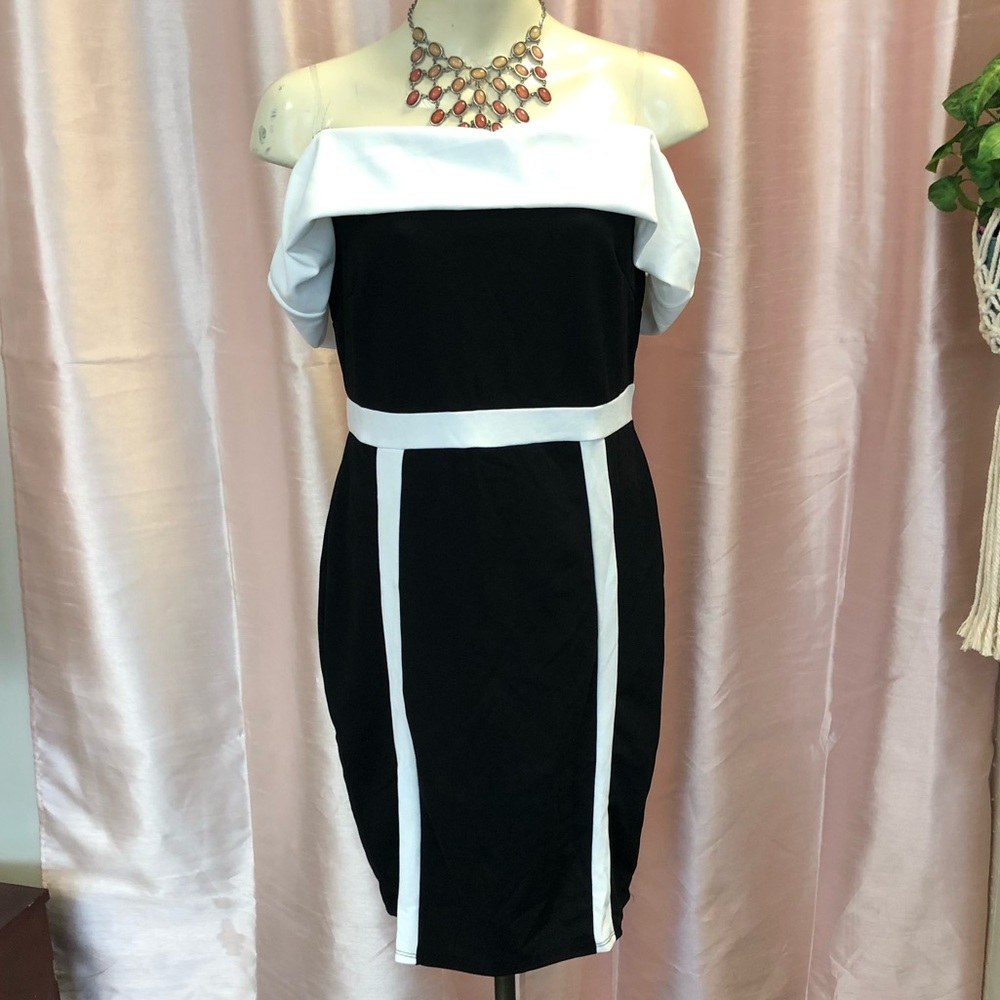 Fashion Nova Poetry in Our Symmetry Dress